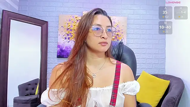  LaraMom  online show from March 21, 7:39 pm