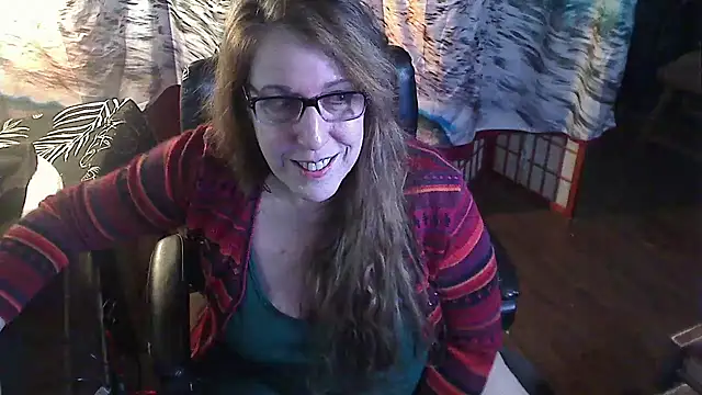 Snapshot of Ireallysquirt chatting on February 2, 7:41 am Ireallysquirt online show from February 2, 7:41 am