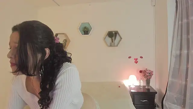 Snapshot of Paloma_victory chatting on April 17, 9:18 pm Paloma victory online show from April 17, 9:18 pm