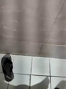 joejoe7 online show from October 18, 1:41 am