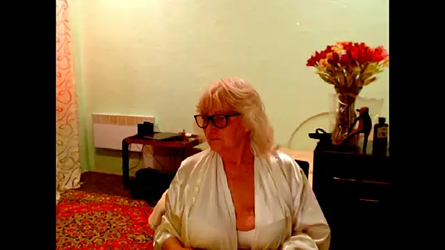 Natali7634 online show from May 8, 3:06 pm
