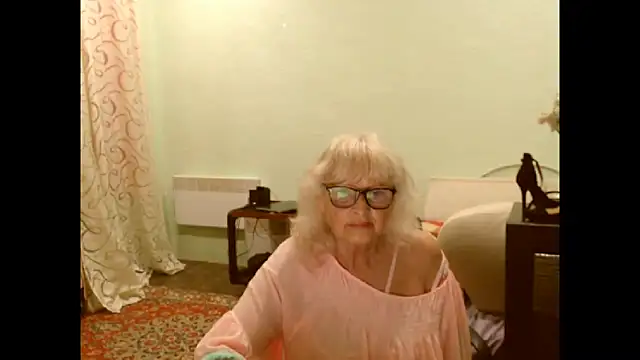 Natali7634 online show from May 17, 5:09 pm