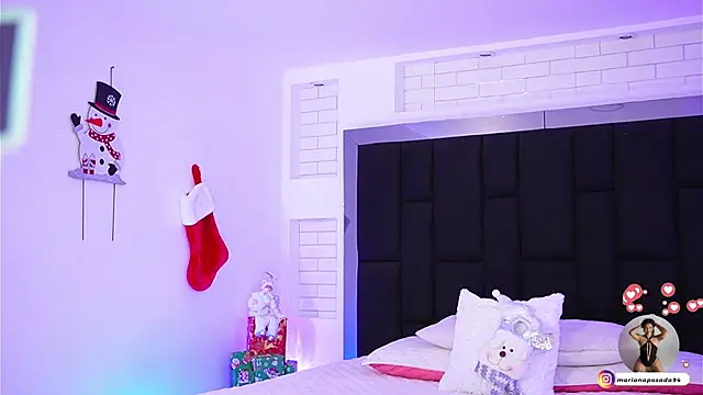 Marianamonroe  online show from December 19, 6:59 pm