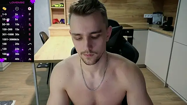 Larstar01 online show from February 13, 10:00 pm