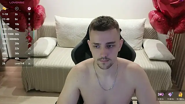 Larstar01 online show from October 5, 8:07 pm