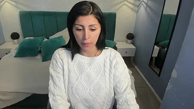 tiffani  love online show from February 12, 1:27 pm