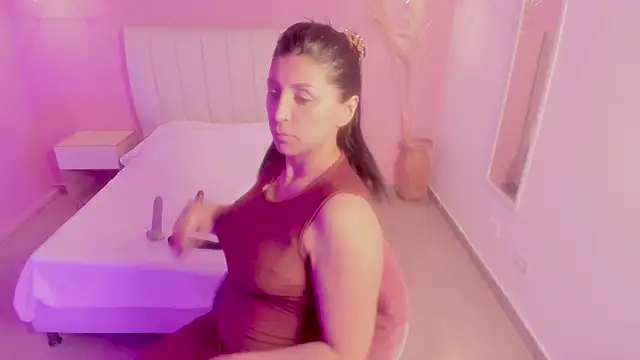 tiffani  love online show from February 20, 12:04 pm