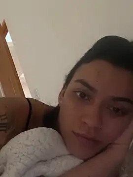 Snapshot of lulu_kis chatting on March 8, 6:23 pm lulu kis online show from March 8, 6:23 pm