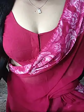 Snapshot of Nithya_05 chatting on July 22, 5:10 am Nithya 05 online show from July 22, 5:10 am