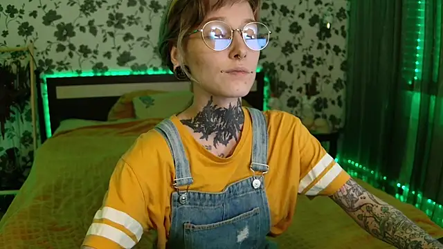 Littlespacemouse online show from October 13, 3:01 pm