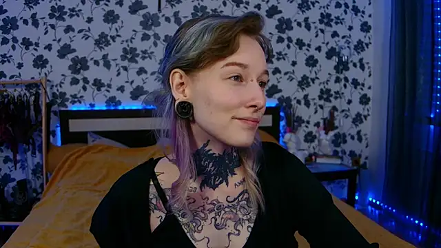 Littlespacemouse online show from October 21, 6:08 pm