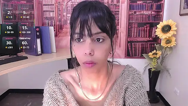 Snapshot of Catalella_Ar chatting on October 3, 4:09 am Catalella Ar online show from October 3, 4:09 am