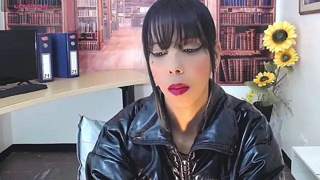 Snapshot of Catalella_Ar chatting on October 25, 3:03 am Catalella Ar online show from October 25, 3:03 am