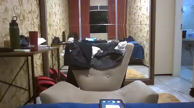 Snapshot of GermanxMD chatting on March 21, 3:01 am GermanxMD online show from March 21, 3:01 am