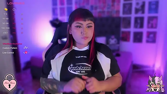 Snapshot of Tellme_Alexa chatting on November 11, 5:18 am Tellme Alexa online show from November 11, 5:18 am