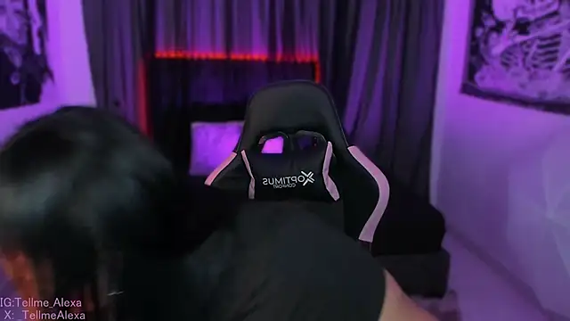 Snapshot of Tellme_Alexa chatting on February 21, 3:18 am Tellme Alexa online show from February 21, 3:18 am