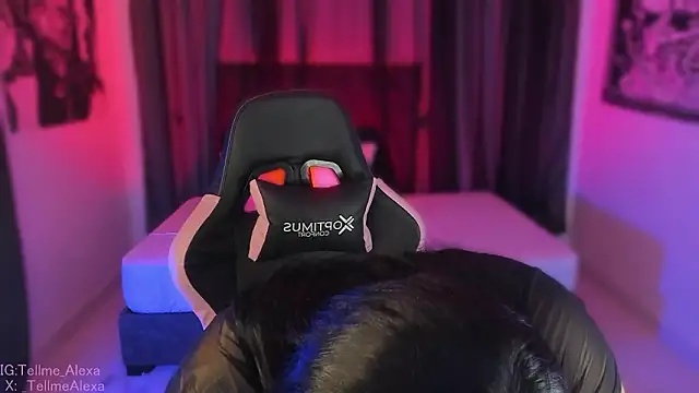 Snapshot of Tellme_Alexa chatting on March 11, 10:05 pm Tellme Alexa online show from March 11, 10:05 pm