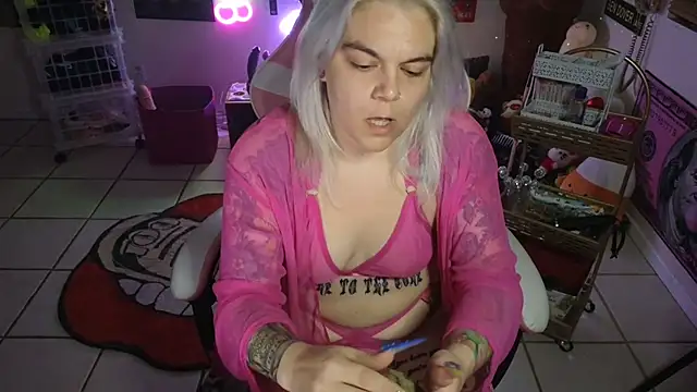 CherryBombBomb online show from January 11, 6:56 am