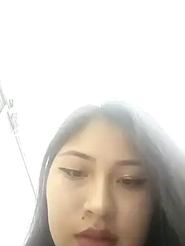 Snapshot of Caroll_Luna chatting on December 9, 2:24 am Caroll Luna online show from December 9, 2:24 am