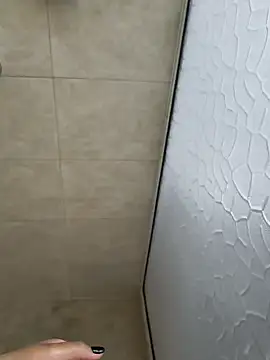 Snapshot of Caroll_Luna chatting on December 12, 3:21 am Caroll Luna online show from December 12, 3:21 am