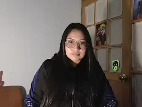Snapshot of Caroll_Luna chatting on December 23, 1:18 am Caroll Luna online show from December 23, 1:18 am