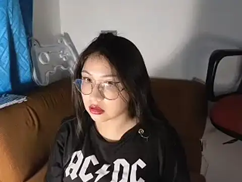 Snapshot of Caroll_Luna chatting on December 26, 3:06 am Caroll Luna online show from December 26, 3:06 am