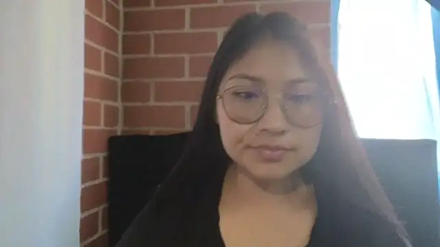 Snapshot of Caroll_Luna chatting on March 22, 8:48 pm Caroll Luna online show from March 22, 8:48 pm