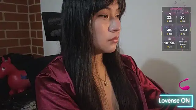 Snapshot of Caroll_Luna chatting on October 4, 1:58 am Caroll Luna online show from October 4, 1:58 am