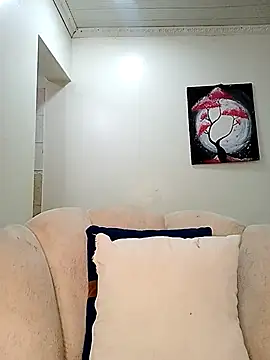 Ayrella02 online show from November 29, 1:41 am