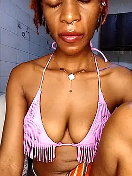 Ayrella02 online show from December 3, 1:13 am