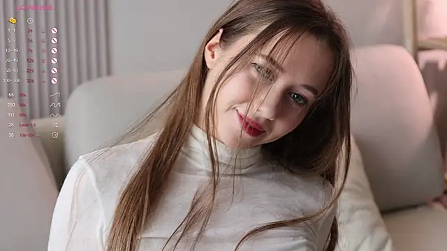 Snapshot of _Pretty_Doll_ chatting on October 3, 8:44 am Pretty Doll online show from October 3, 8:44 am