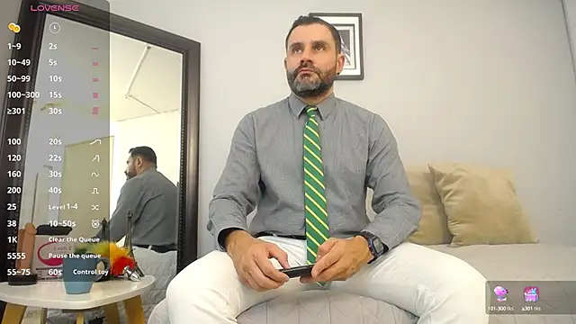 Snapshot of jonasbeards chatting on September 25, 2:43 pm jonasbeards online show from September 25, 2:43 pm