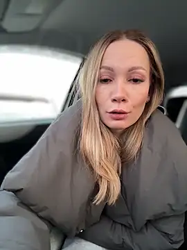 LavenderHot online show from December 18, 2:50 am