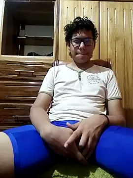 Snapshot of kiol45ty chatting on September 12, 5:24 pm kiol45ty online show from September 12, 5:24 pm