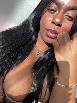 Snapshot of latinababyy chatting on December 15, 7:53 pm latinababyy online show from December 15, 7:53 pm