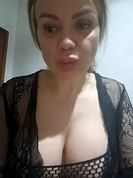 eva ragazzadolce online show from February 18, 6:26 pm