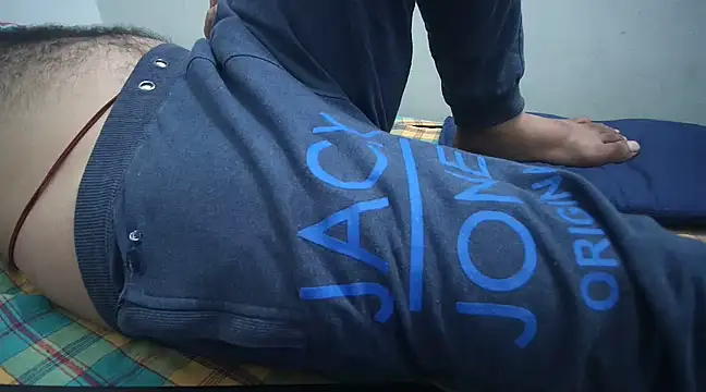 naughtymike0007 online show from January 13, 1:23 am