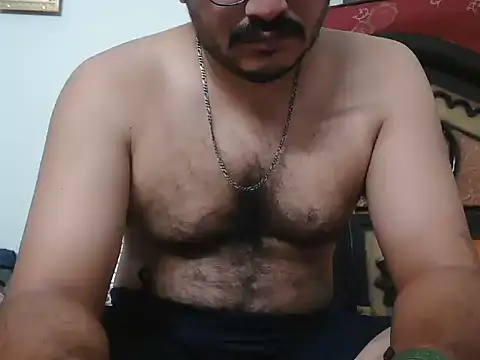 naughtymike0007 online show from May 2, 3:50 pm