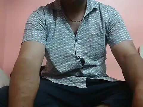 naughtymike0007 online show from May 10, 4:01 pm