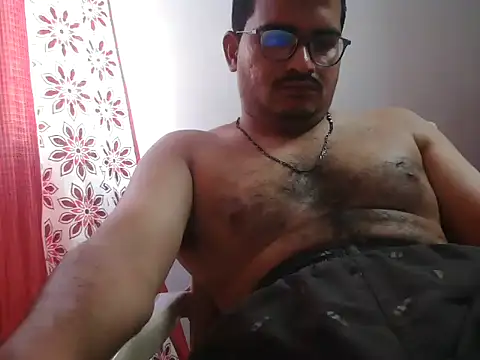 naughtymike0007 online show from May 18, 2:07 am