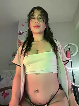 Snapshot of CieloTaylor chatting on January 24, 9:58 pm CieloTaylor online show from January 24, 9:58 pm