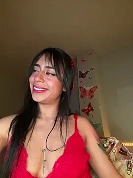 Snapshot of CieloTaylor chatting on February 4, 10:45 pm CieloTaylor online show from February 4, 10:45 pm