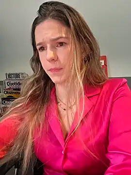 Snapshot of lucie_mehott chatting on November 6, 8:48 am lucie mehott online show from November 6, 8:48 am