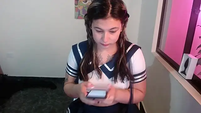 Snapshot of mailer_parsonss chatting on March 4, 11:40 am mailer parsonss online show from March 4, 11:40 am
