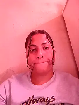 Giselabrunette25 online show from January 16, 1:04 pm