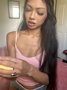 yummyrina online show from June 22, 8:28 pm