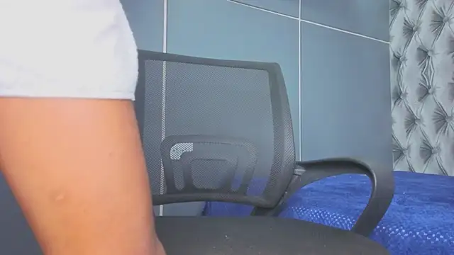 Hilary-banks online show from January 9, 8:54 pm