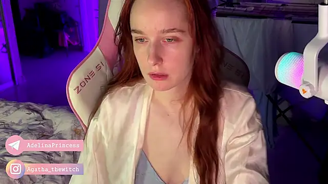 Snapshot of pearl_princess_ chatting on February 21, 2:50 am pearl princess online show from February 21, 2:50 am