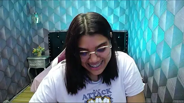 LindaBreeS online show from January 9, 6:06 am