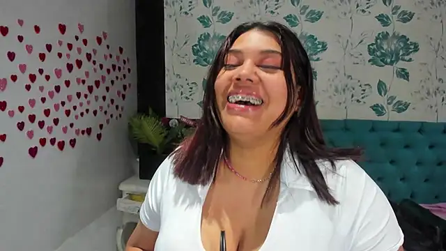 LindaBreeS online show from January 22, 7:45 pm